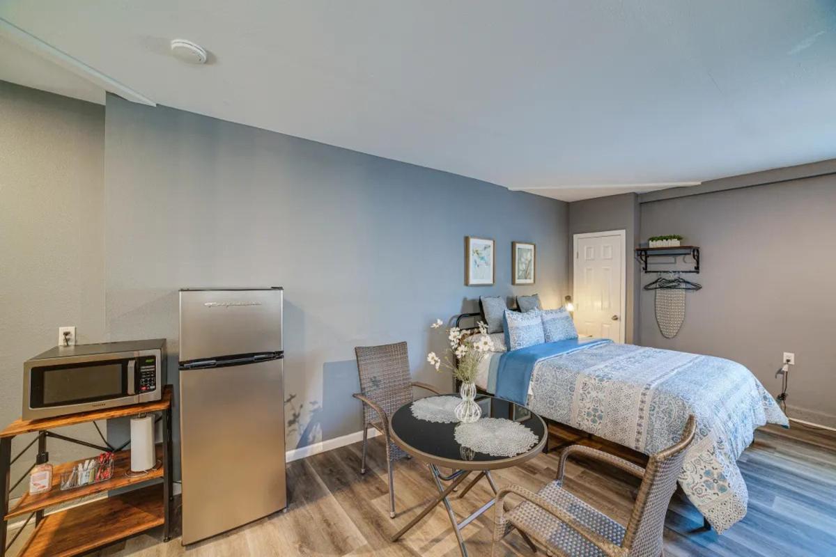 Spacious Studio With Private Entry 모레노밸리 외부 사진